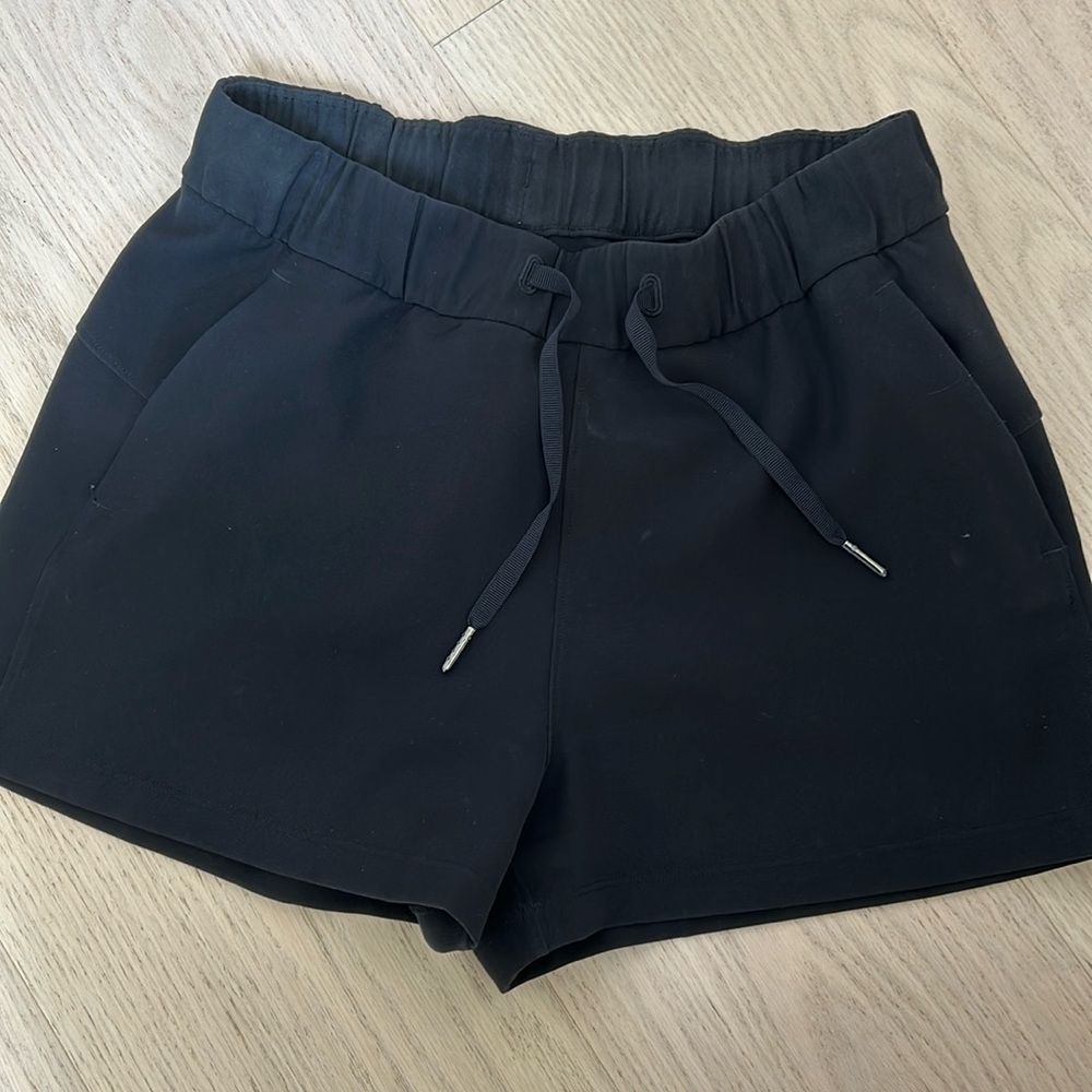 Lululemon Woven shorts